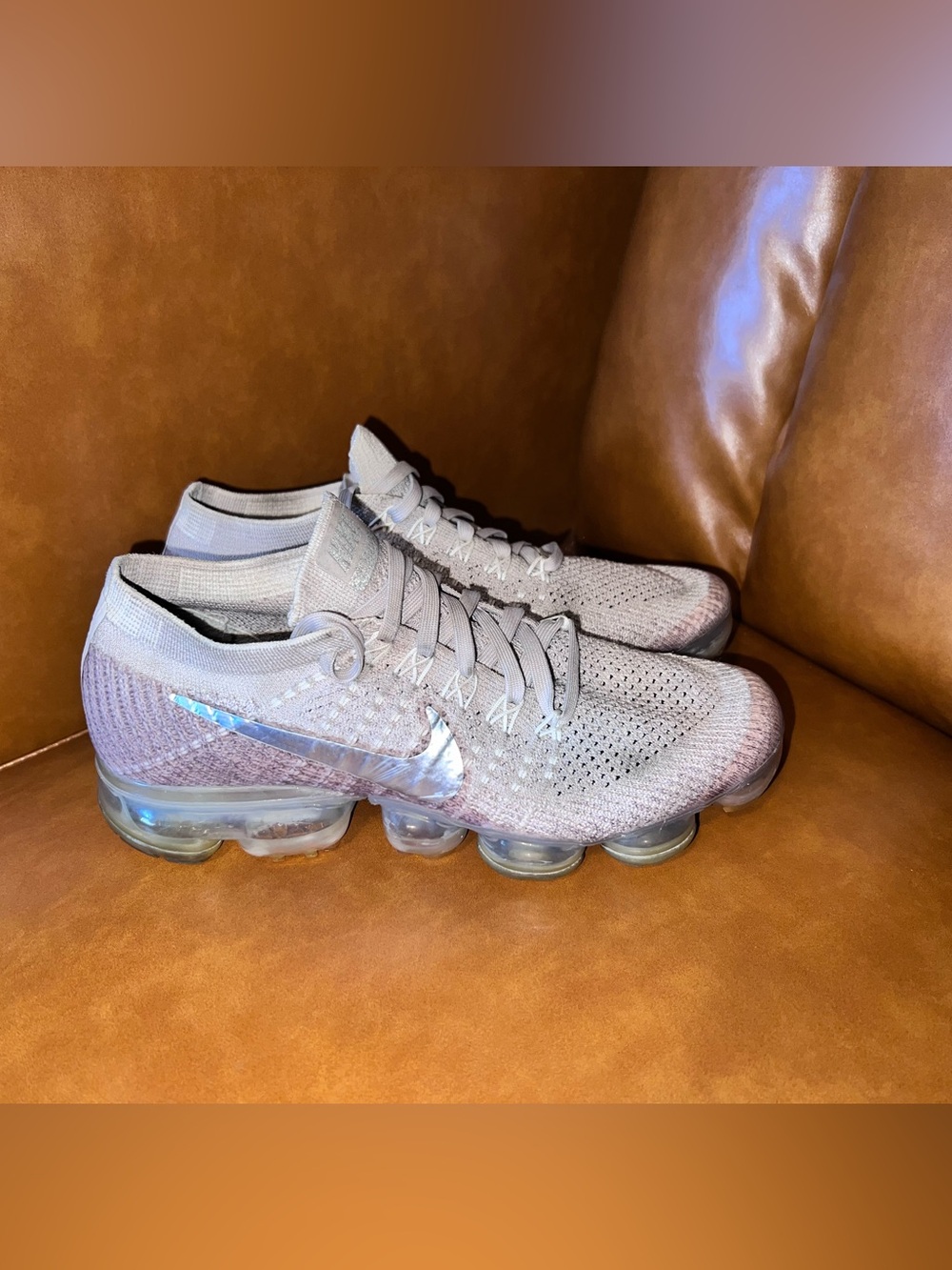 Nike Women's Air Vapormax Flyknit String/chrome-sunset Glow size 7.5